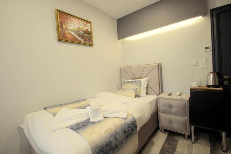 Guler Palas Hotel