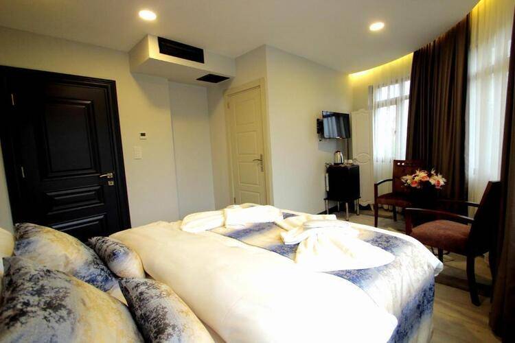 Guler Palas Hotel