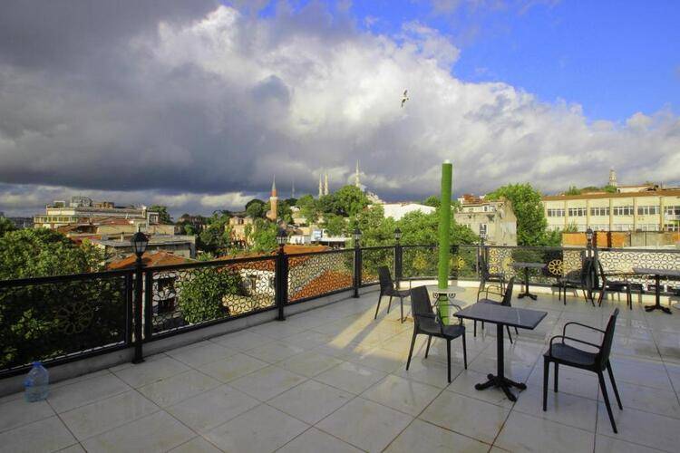 Guler Palas Hotel
