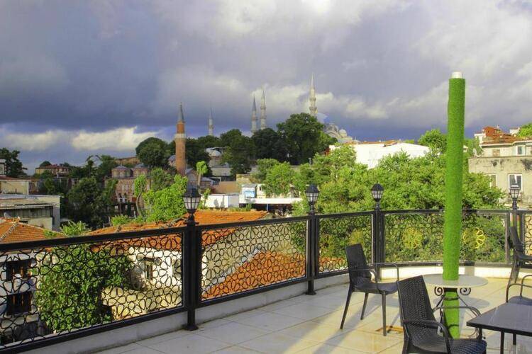 Guler Palas Hotel