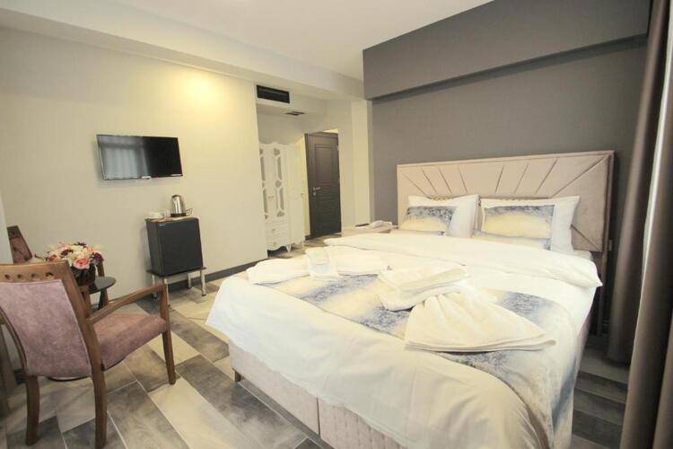 Guler Palas Hotel