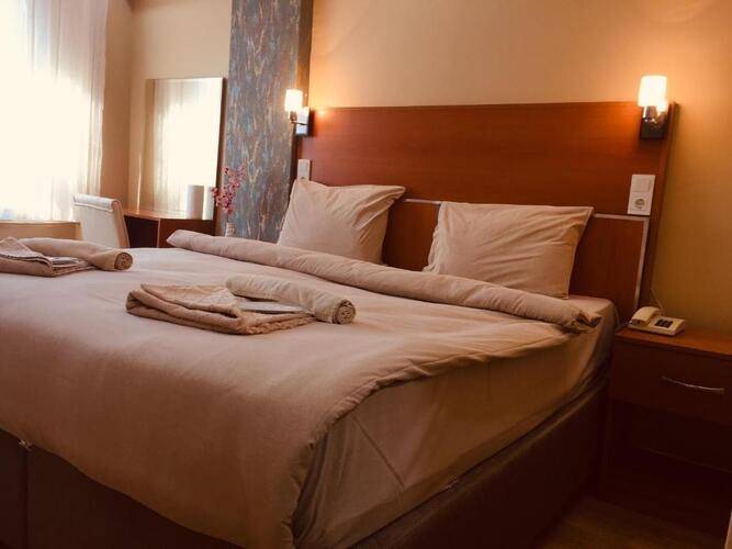 Ulubat Castle Hotel