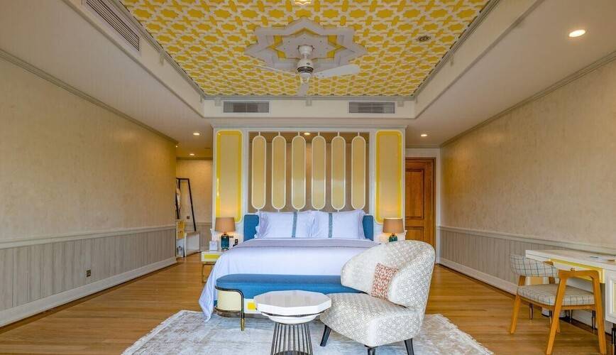 The Signature Collection By Hideaway