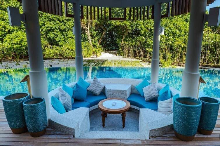 The Signature Collection By Hideaway