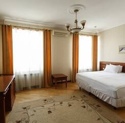 $item['hotel']['name']