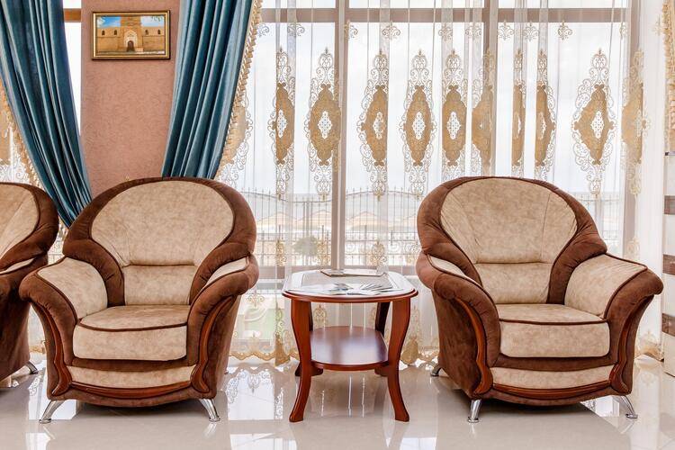 Royal Hotel