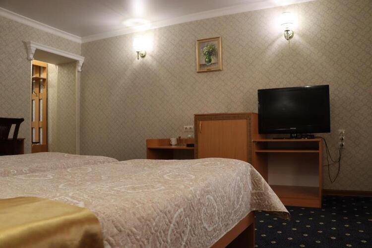 Гостиница Шахристан