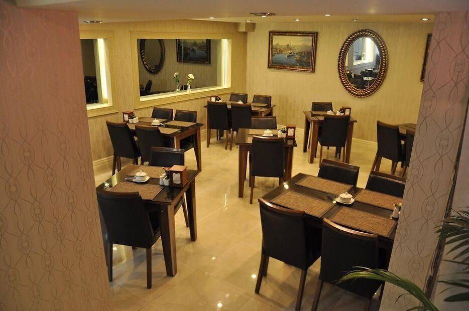 Cuento Hotel