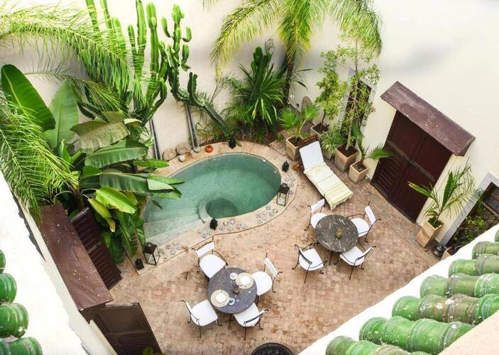 Riad Les Ammonites