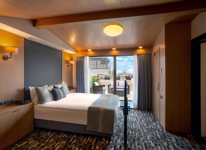 Tan Hotel - Special Category