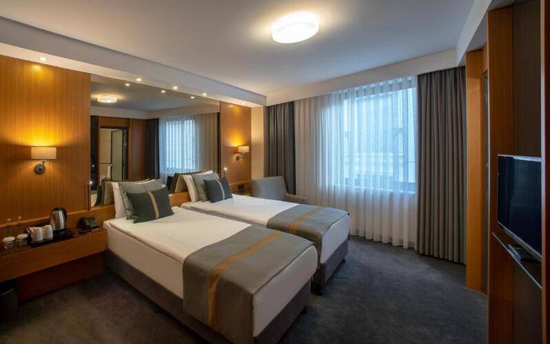 Tan Hotel - Special Category