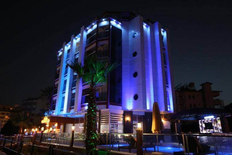 Aurasia Sea Side Hotel
