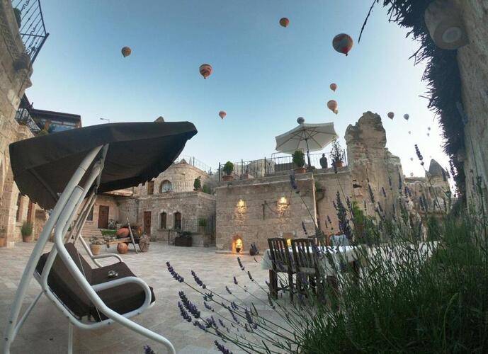Grand Cave Suites