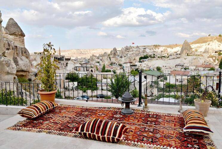 Grand Cave Suites