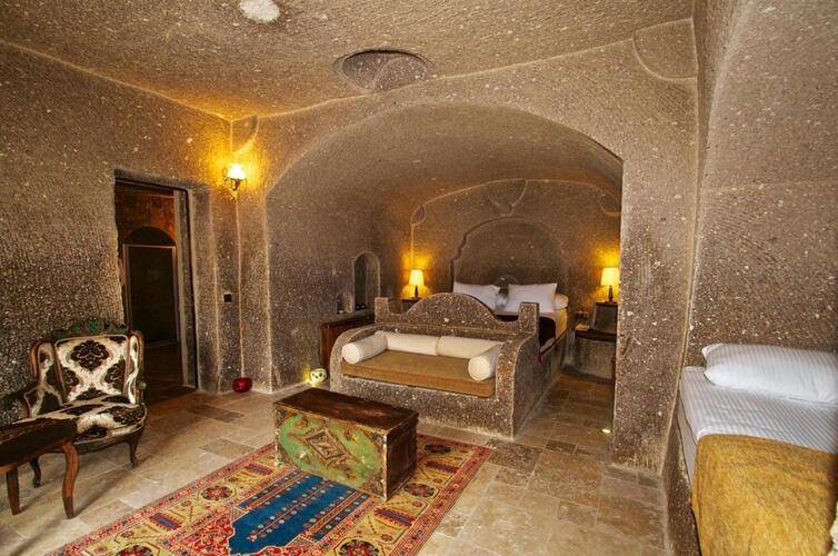 Grand Cave Suites