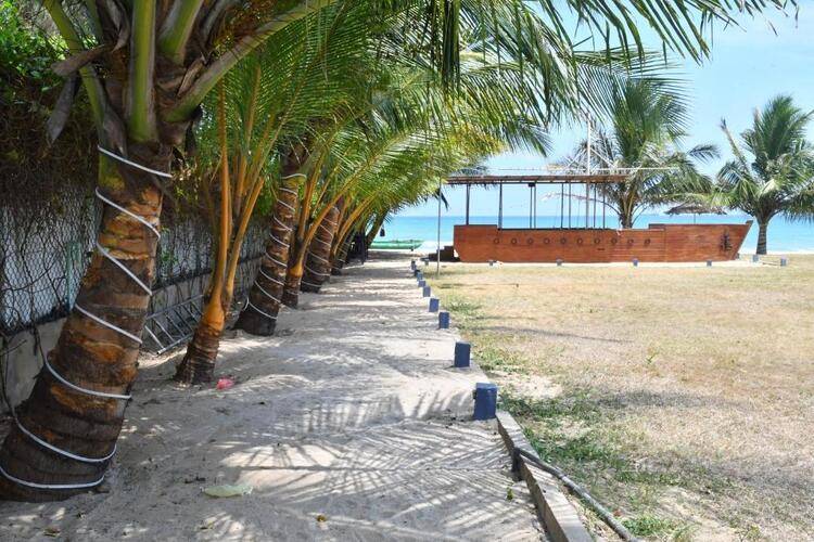 Trincomalee Beach Resort & Spa
