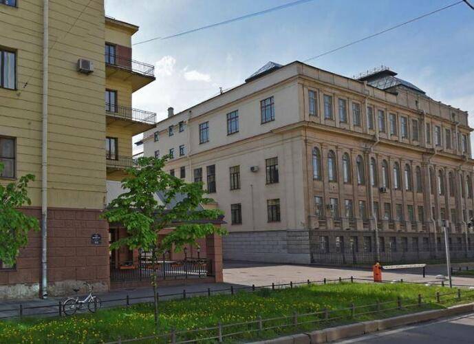 Гостиница Всероссийского Научно-Исследовательского Геологического Института им. А.П. Карпинского (ВСЕГЕИ)