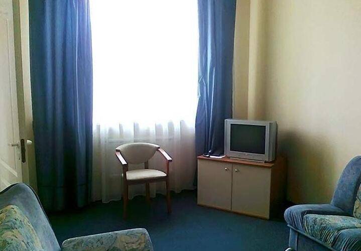 Гостиница Всероссийского Научно-Исследовательского Геологического Института им. А.П. Карпинского (ВСЕГЕИ)