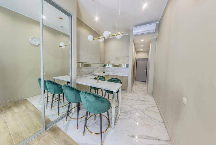 South Mirror Residence