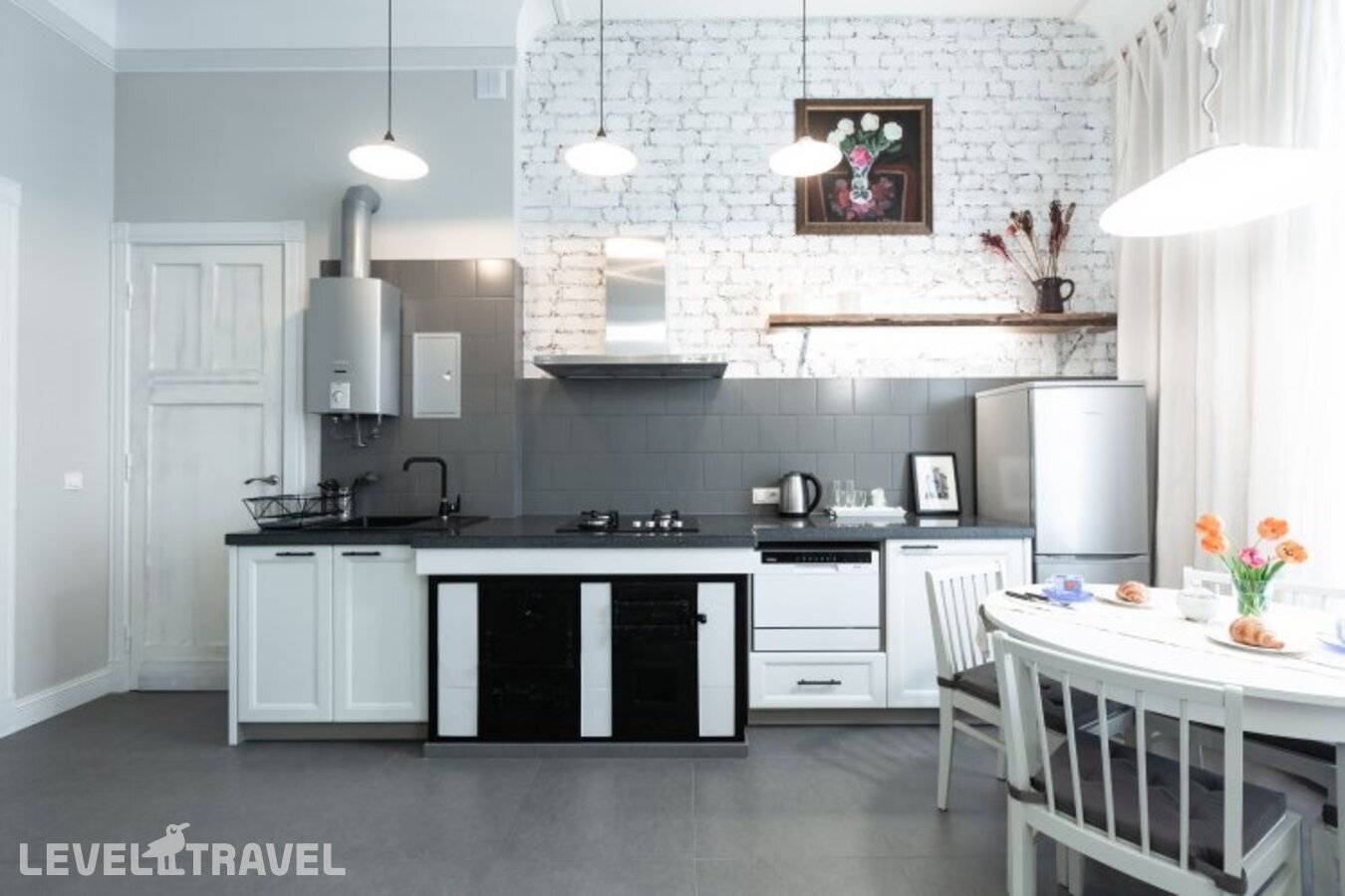 фотографии отеля Апартаменты 1912 На Большом Проспекте Петроградской Стороны 44 в Россия(Петроградский район) - фото №6