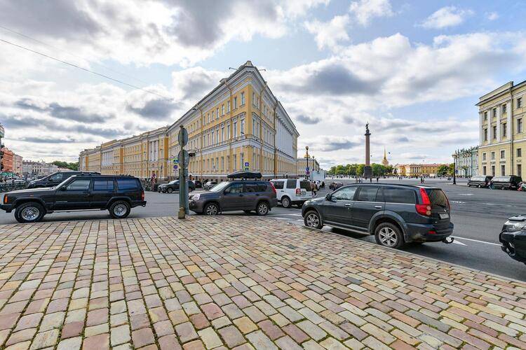 Мини-отель Sutki Rent (Сутки Рент) у Дворцовой плoщaди