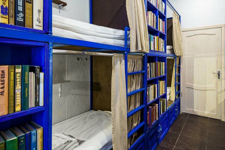 BookCase Hostel (БукКейс Хостел)