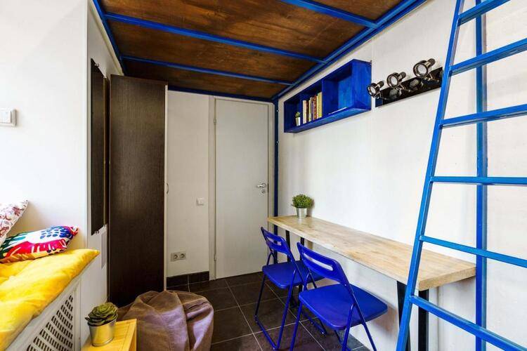 BookCase Hostel (БукКейс Хостел)