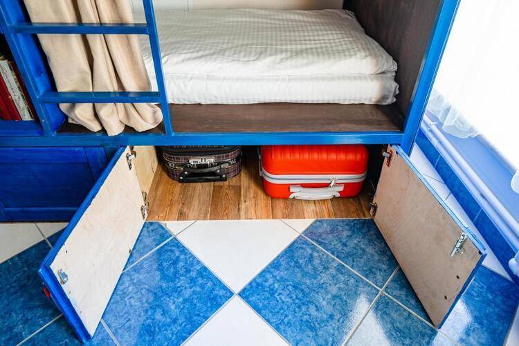 BookCase Hostel (БукКейс Хостел)