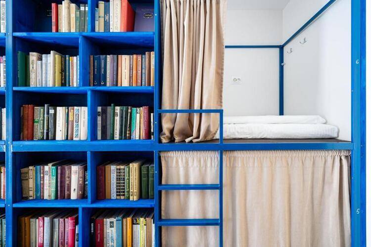 BookCase Hostel (БукКейс Хостел)
