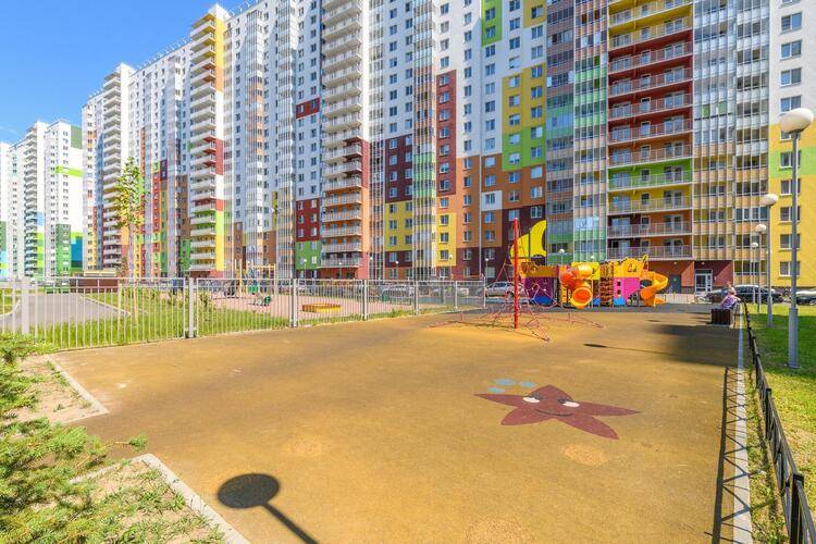 Апартаменты Sutki Rent (Сутки Рент) с видом на Охту