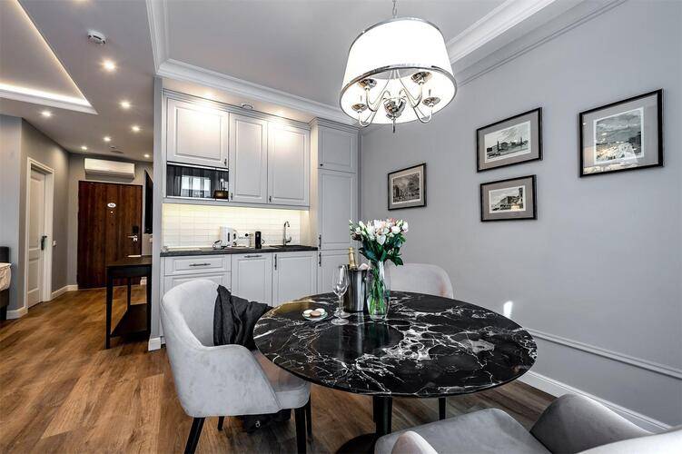 Dionis Art Apartments