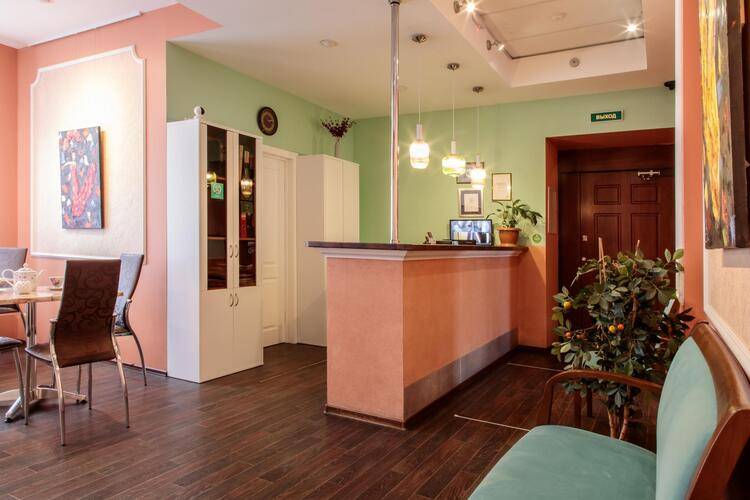 Грифон на набережной канала Грибоедова 35