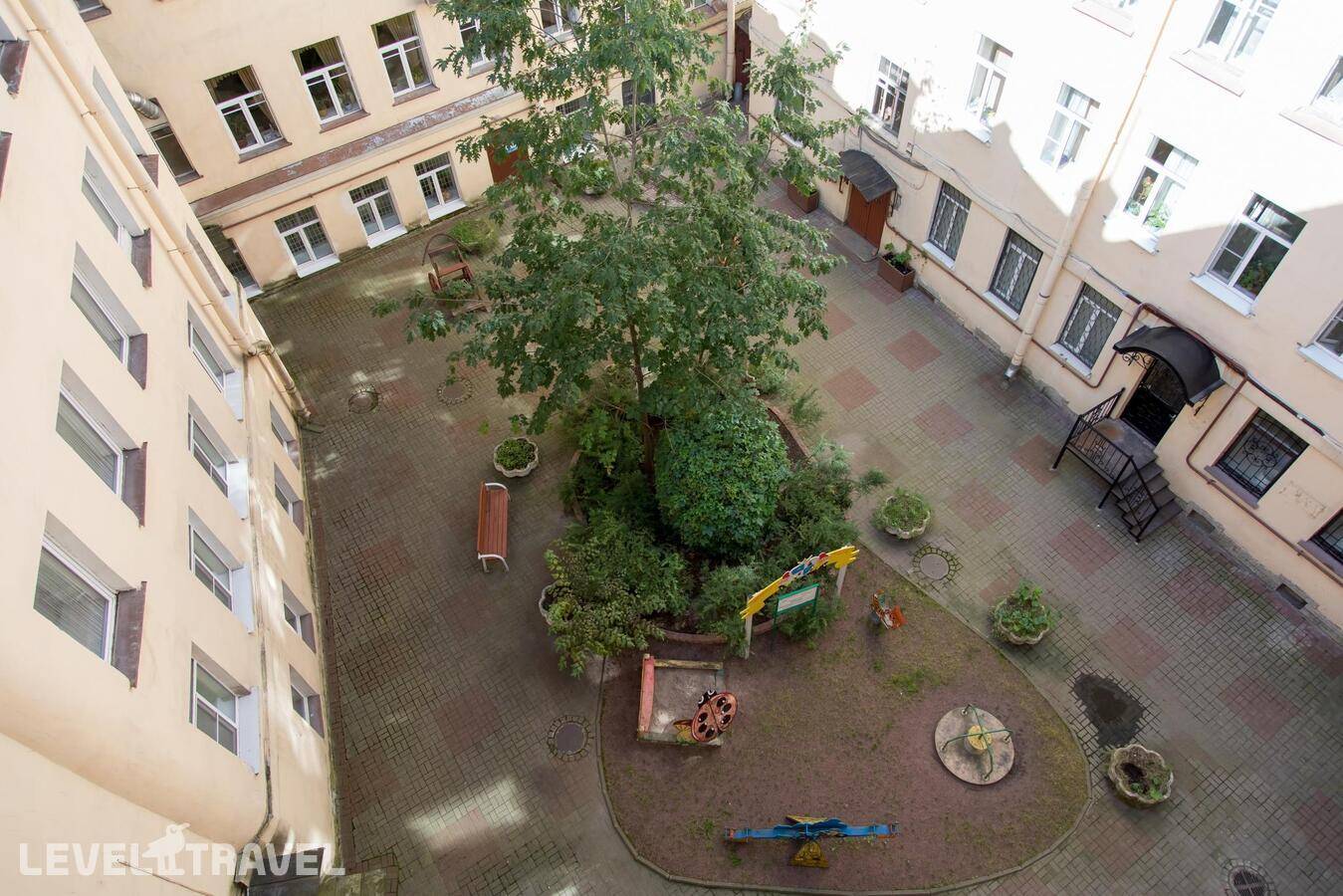 Изображение отеля 8