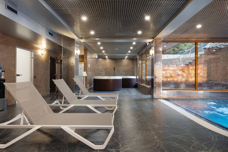 Stellar Collection Chalet hotel