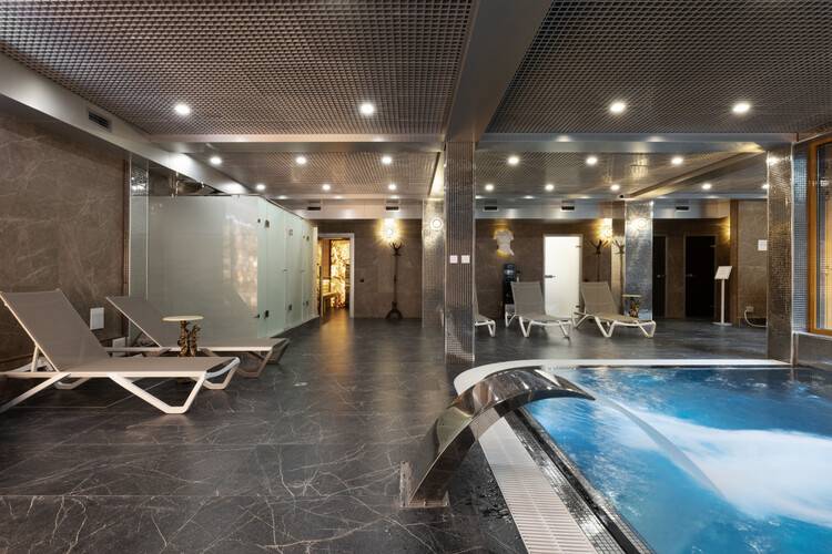 Stellar Collection Chalet hotel