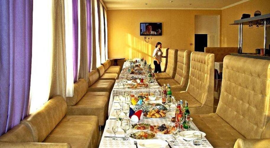 Гостиница Амран