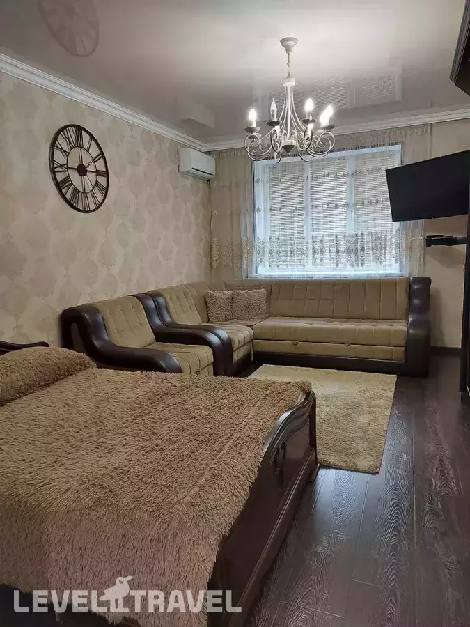 Flatirini (Флатирини) на улице Цоколаева