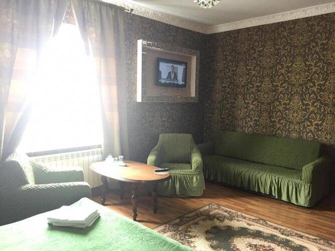 Отель Изумруд