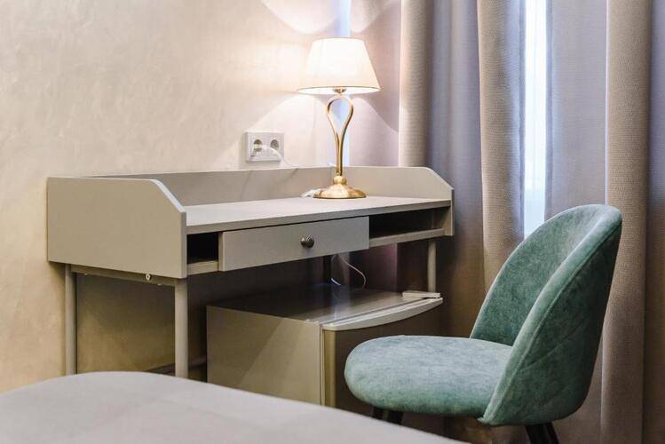 Отель Simple Weekend Inn