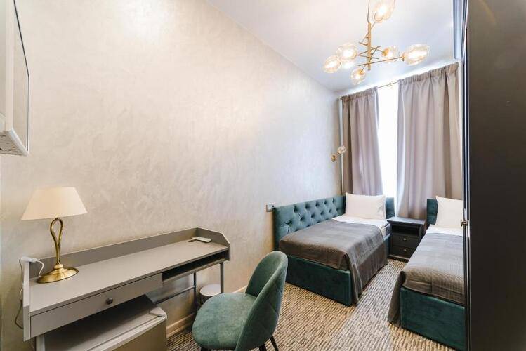 Отель Simple Weekend Inn