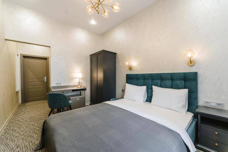 Отель Simple Weekend Inn