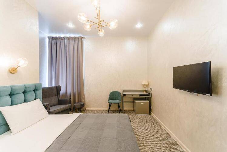 Отель Simple Weekend Inn