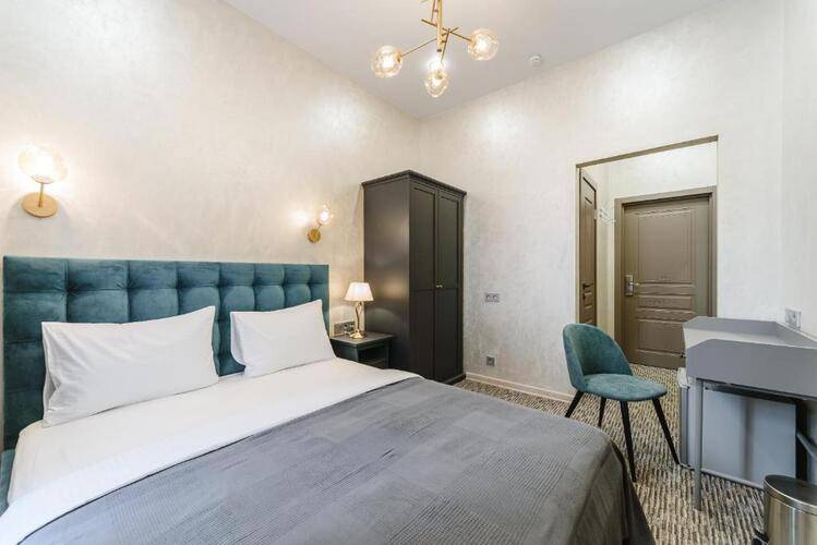 Отель Simple Weekend Inn