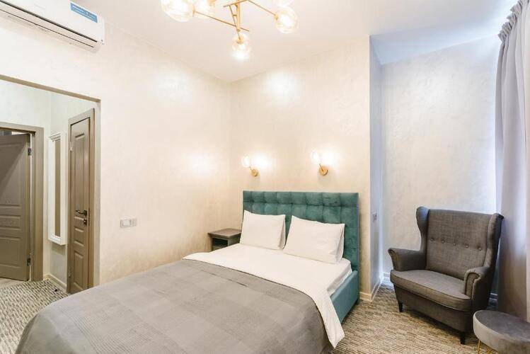 Отель Simple Weekend Inn