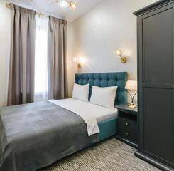 $item['hotel']['name']