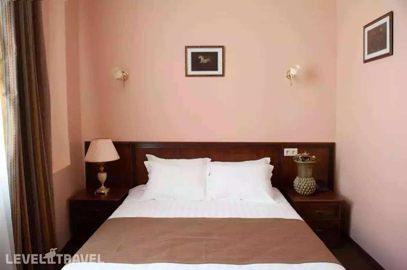 Мини-отель Golden Horse Hotel (Голден Хорс)