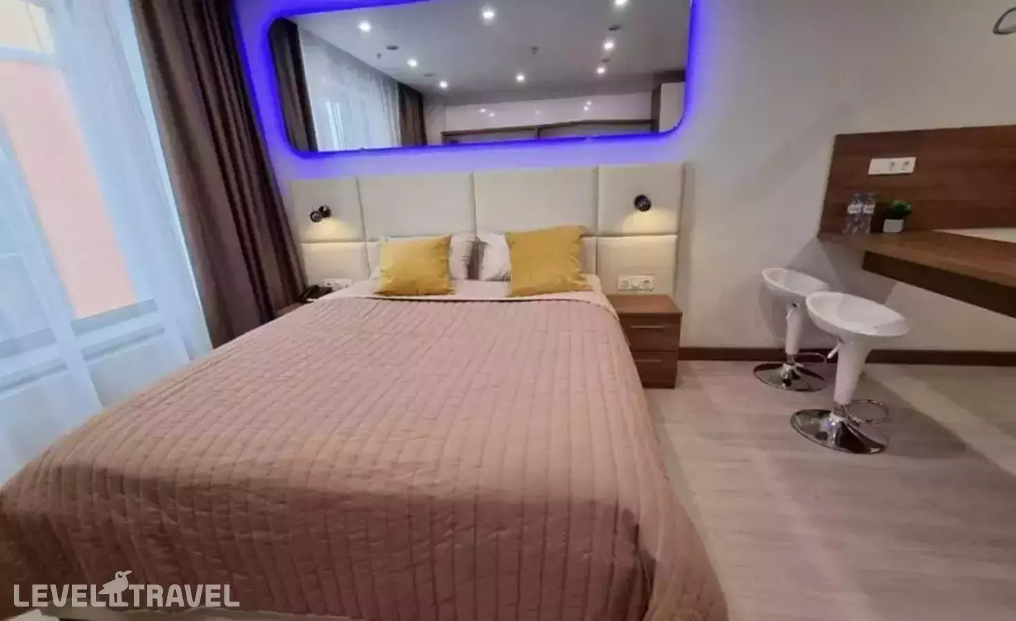 Апартаменты MaxRealty24 (МаксРеалти24) на Митинской 16