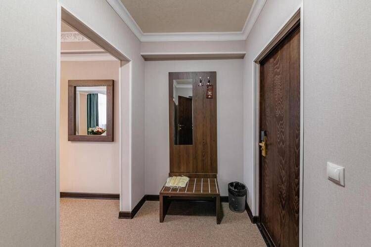 Отель Кезеной-Ам