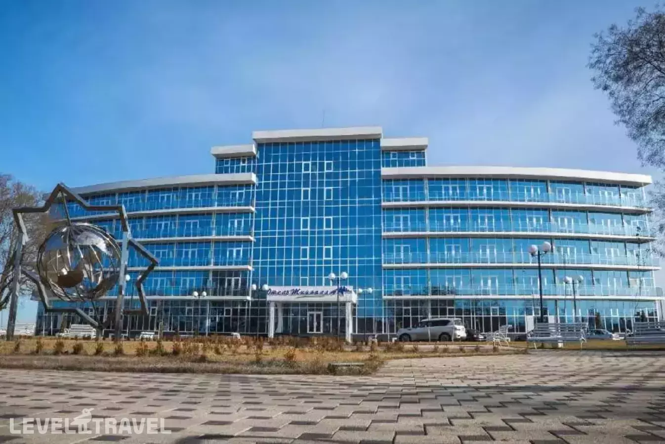 Отель Тийналла