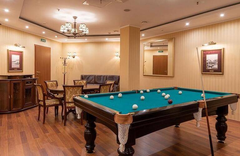 Cosmos Petrozavodsk Hotel